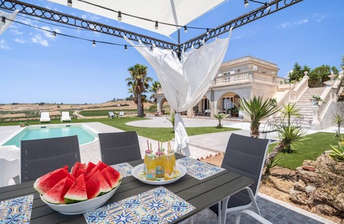 Menfi Villa | Traditional Villa Located in the Plains of Menfi