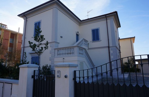 Marina di Castagneto Carducci House | STELLA MARINA (ABOVE)