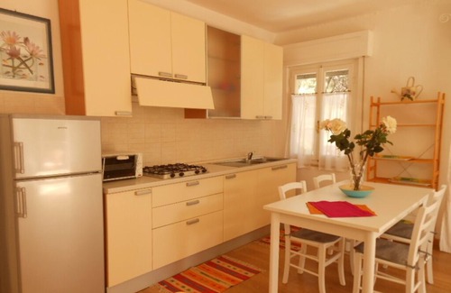 Marina di Castagneto Carducci Apartment | SECOND FLOOR APARTMENT IN THE GREEN OF THE PINETA
