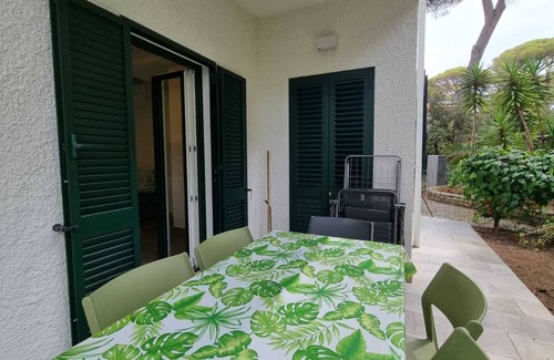 Marina di Castagneto Carducci Apartment | SUNFLOWER -