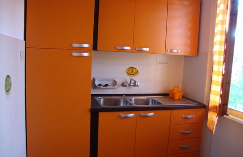 Marina di Castagneto Carducci Apartment | Beach house with fireplace