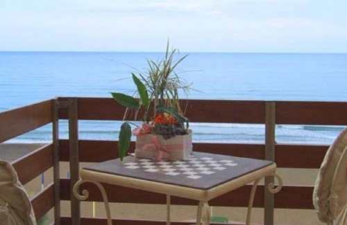Marina di Castagneto Carducci Apartment | Le Finestre - One Bedroom Apartment, Sleeps 5