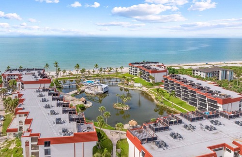 Sanibel Condo | It's All About the VIEW and LOCATION – Rare 3-Bedroom Corner Condo