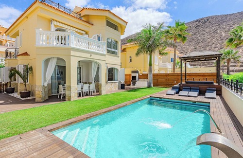 Los Cristianos Villa | .it's your place!.