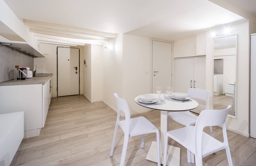 Magenta Apartment | Italianway - The B Village Standard - Apt M3