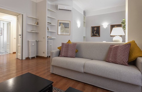 Carrobbio Apartment | Italianway - Urbano III