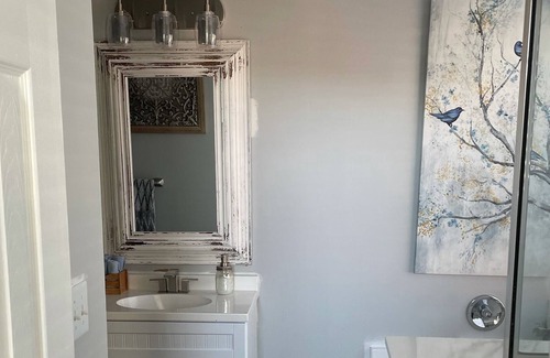Hidden Valley House | It’s close to shopping stores and close to the new train station, uptown