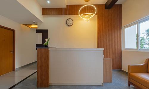 Vyttila Hotel | Itsy Hotels Avani Stays, Vyttila, Kochi