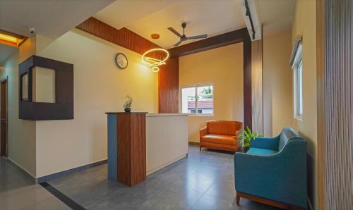 Vyttila Hotel | Itsy Hotels Avani Stays, Vyttila, Kochi