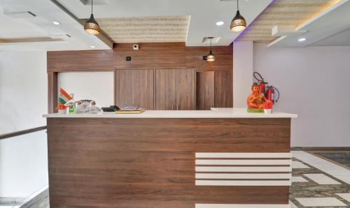 Allahabad Hotel | Itsy Hotels Royal Galaxy - 3 km From Sangam