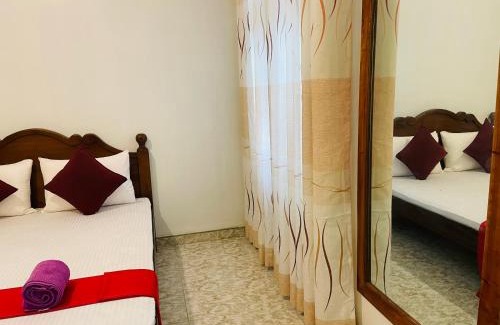 Tennekumbura House | Ivana Homestay