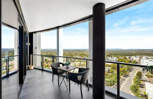 Heidelberg Heights Apartment | Ivanhoe Penthouse - Amazing view Masterpiece with parking