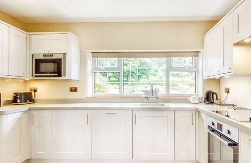 Hopton Cottage | IVET LOWE, family friendly, with open fire in Wirksworth