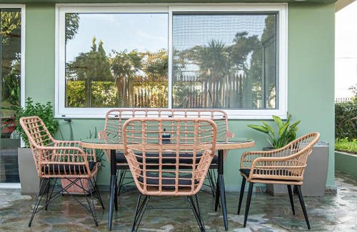 Oropos Apartment | Iviskos Apartment - Hellenic Apartments Avlona