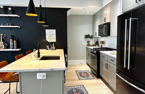 Trinidad Condo | Ivy City neighborhood Gem! 2BR with 2.5 Bathroom Condo
