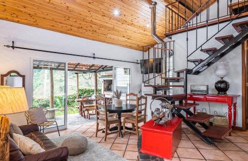 Faial House | Ivy Cottage by Homie