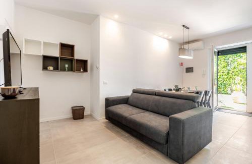 Latina Apartment | IVY - Royal