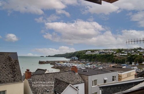 Saundersfoot Cottage | Ivydene Cottage - Stone Throw to Beach, Sea Views