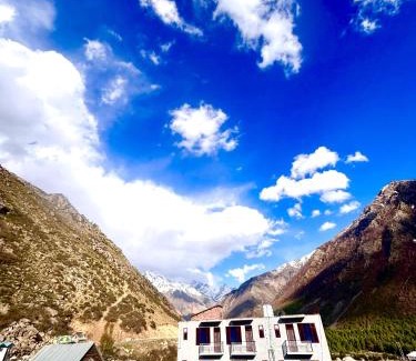 Sangla Hotel | J C Legacy