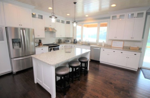 Hidden Springs House | "J&J s Getaway" brand new, high end, modern home with super easy lake access
