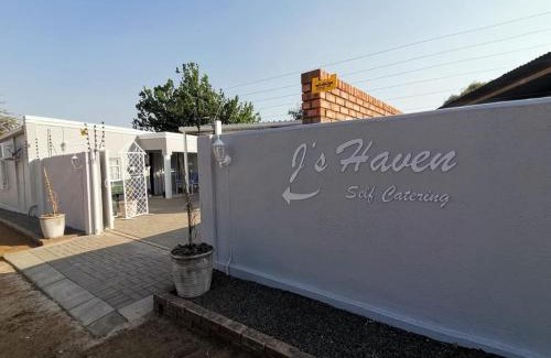 Kimberley Apartment | J's Haven Self-Catering