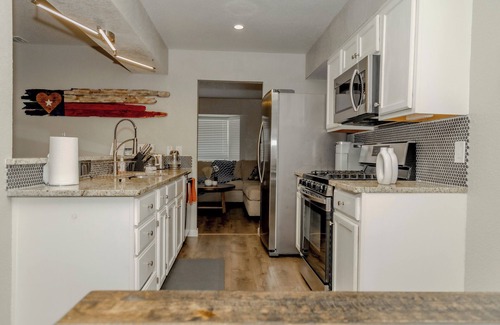 Government Hill House | J-SPOT 5 minutes away from downtown SA and River Walk