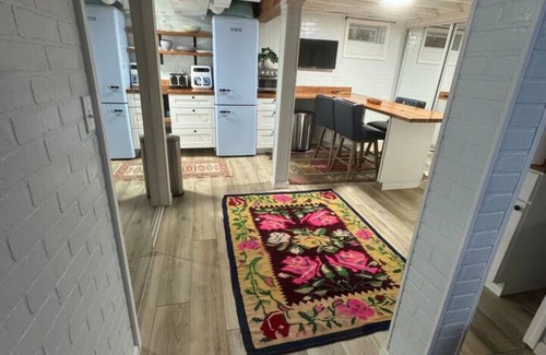 West Hartford Apartment | J Suite on John Smith