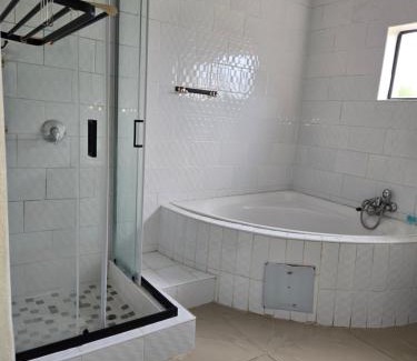 Gaborone House | Jabi Guesthouse, Gaborone