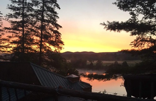 La Peche Cottage | Jack's Chalet (couples retreat)