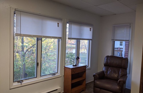 Dundee Apartment | Jack's Joints on the River Apt B