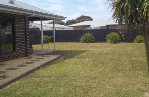 Waterhouse House | Jack's Shack is a beautiful spacious family house, with 5 bedrooms!