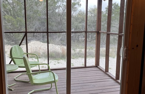 Wimberley Cabin | Jackrabbit Cabin is a quiet Hill Country retreat with vistas and dark skies.