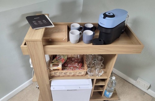 Tywyn House | Jack’s House - Beautifully furnished large Victorian home - Tywyn