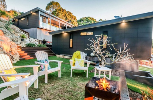 Seventeen Seventy House | JACKS PLACE B - 1770 waterfront
