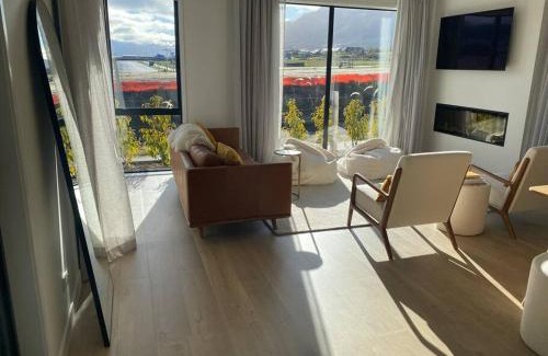 Kawarau Falls House | Jacks Point Getaway