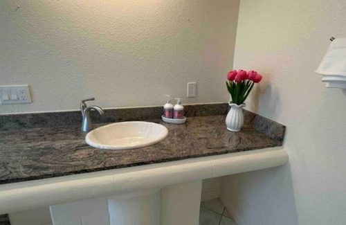 Tracy House | Jacuzzi 2 BEDS AND 2 BATHROOMS