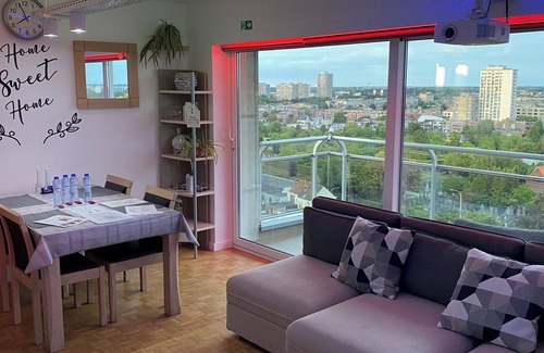 Deurne Apartment | Jacuzzi, 5min city center, free parking, nice view