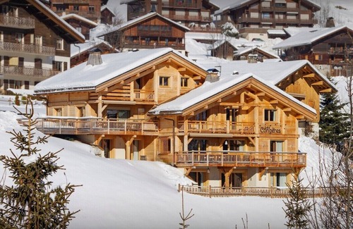 Le Chinaillon Ski Chalet | Jacuzzi hammam and sunny terrace