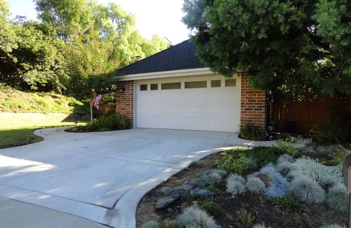 Rancho Penasquitos House | Jacuzzi, private yard, modern open kitchen. 1-6 months preferred.