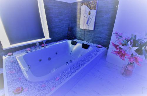 Fecamp Apartment | Jacuzzi Romantique 15 min Etretat 1