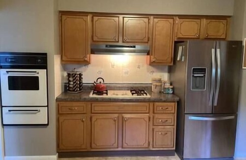 Dubuque House | Jacuzzi tub - fireplace - Self check-in- off street parking!