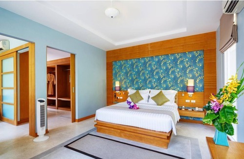 Khuk Khak Beach Villa | Jacuzzi Villa in Khao Lak with a romantic outdoor Jacuzzi JV#12