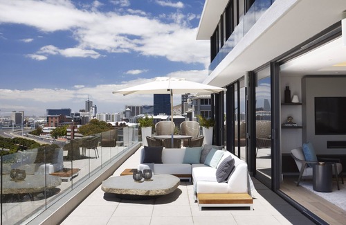 Green Point Apartment | Jade D'Luca - a stylish 3 bedroom apartment