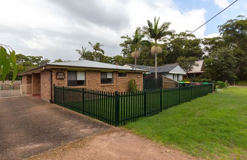 Hawks Nest House | Jade Gardens - Pet Friendly