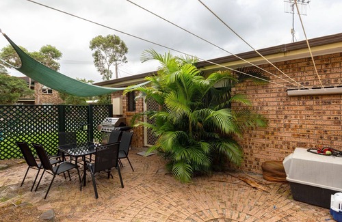 Hawks Nest House | Jade Gardens - Pet Friendly