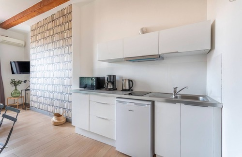 Opera Apartment | JADE - LES COCONS - One Bedroom Apartment, Sleeps 2