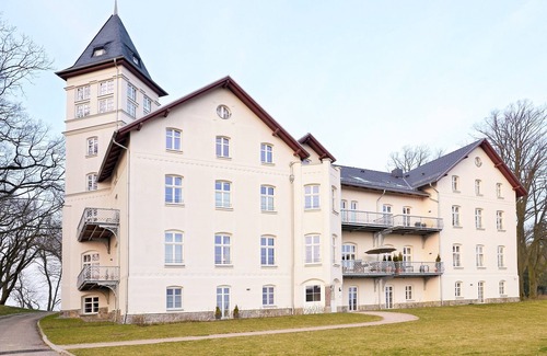 Hohen Niendorf Apartment | Jagdschloss WE 4: comfortable and well-equipped 3-room apartment