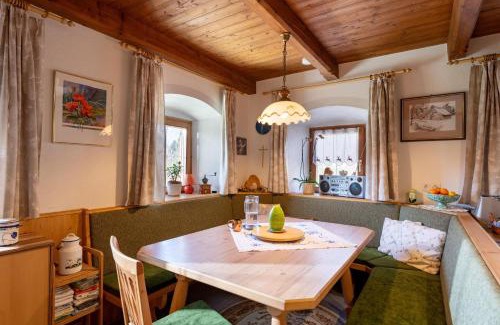 Mariastein Bed & Breakfast | Jagerhof am Sonnenplateau