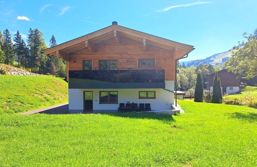 Leogang Apartment | Jagerstüberl-60qm EG mit gr Terrasse by Interhome