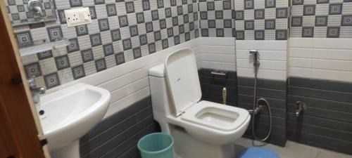 Manali House | Jai Maa Chamunda Guest House